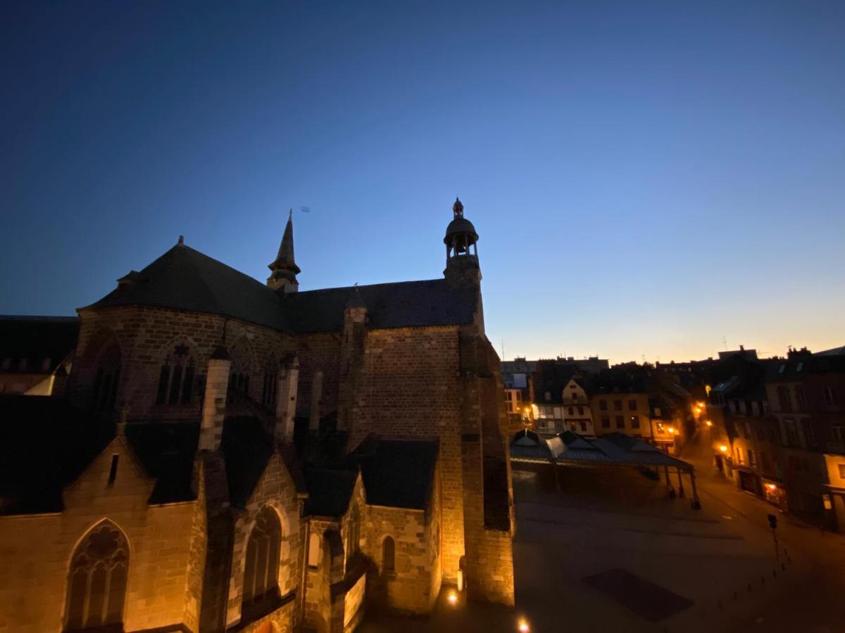 سانت بريوك Marie Et Brieuc _ Duplex Lumineux Colore Atypique Face Cathedrale المظهر الخارجي الصورة